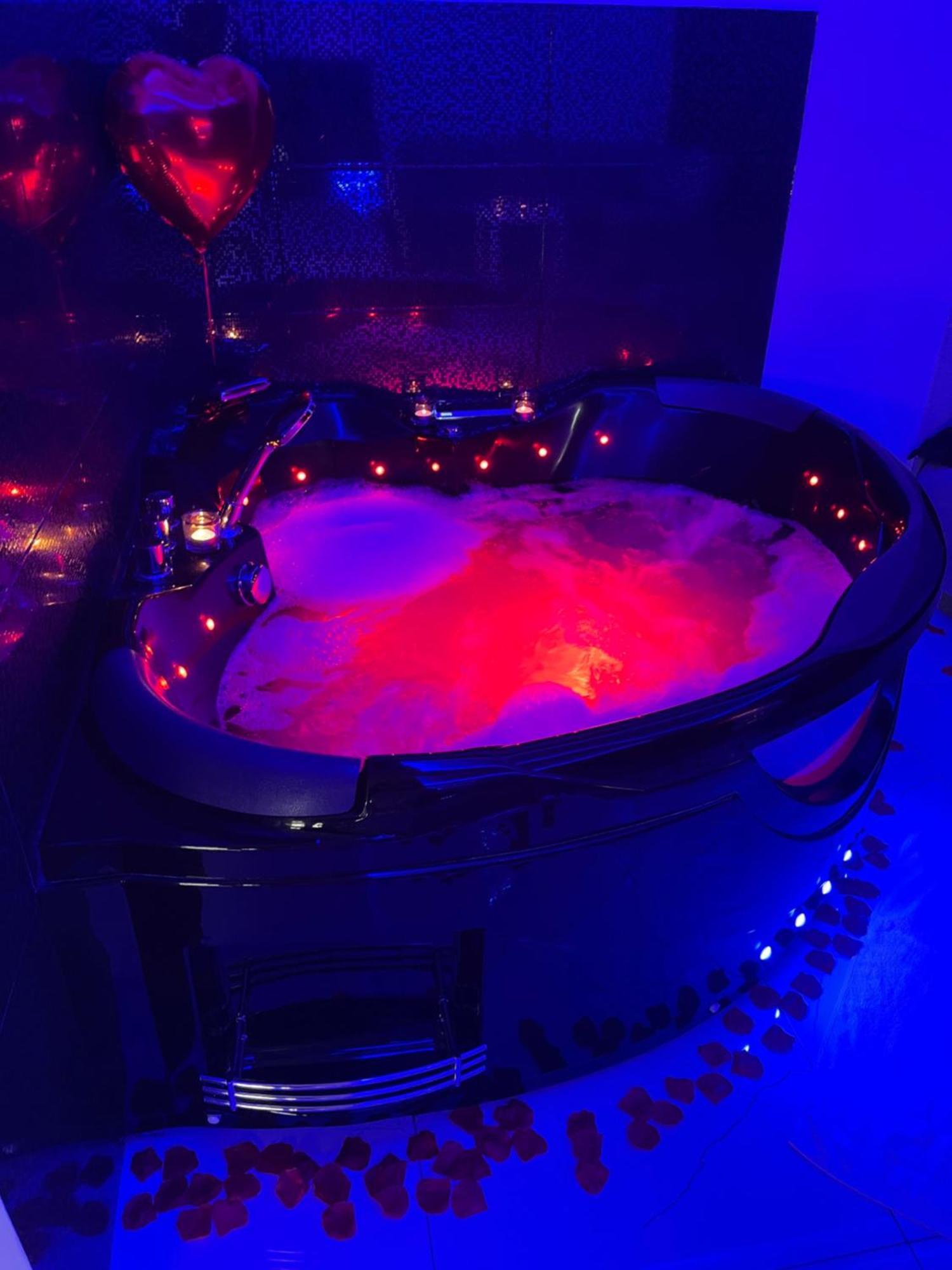 Mp Apartament Bialystok Jacuzzi 外观 照片